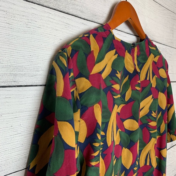 [Douglass] Vintage Leaves Print Silk Top - Picture 6 of 7